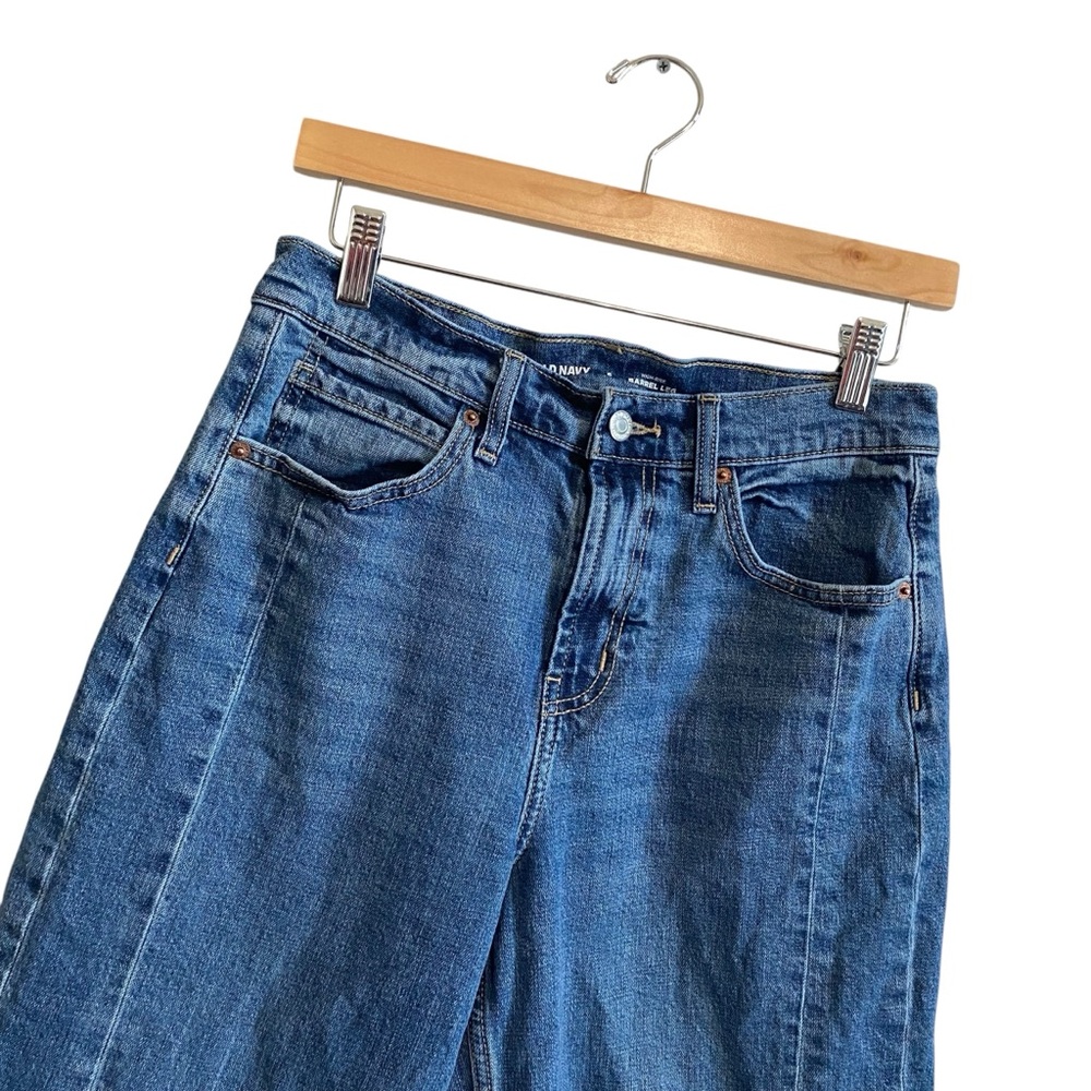 Old Navy Medium Wash High-Rise Barrel Leg Ankle Jeans Size 6 - Picture 3 of 7